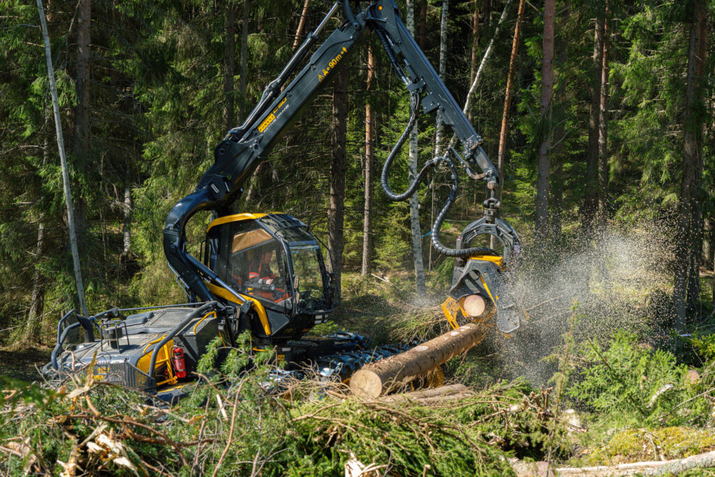 HVO uusiutuva polttoaine - Metsä-Kiesit Oy